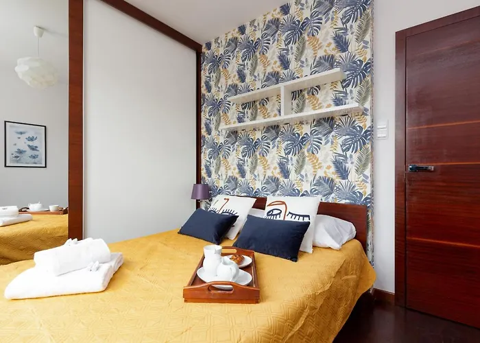 Berberysowe Ogrody Warszawa by Renters Prestige