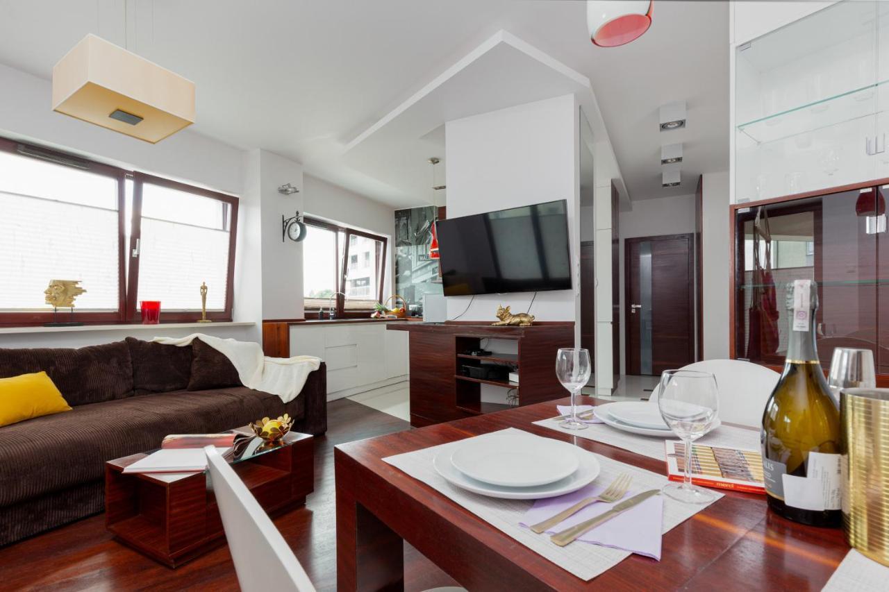 Spacious With A Hammock And Terrace By Renters Prestige Apartament