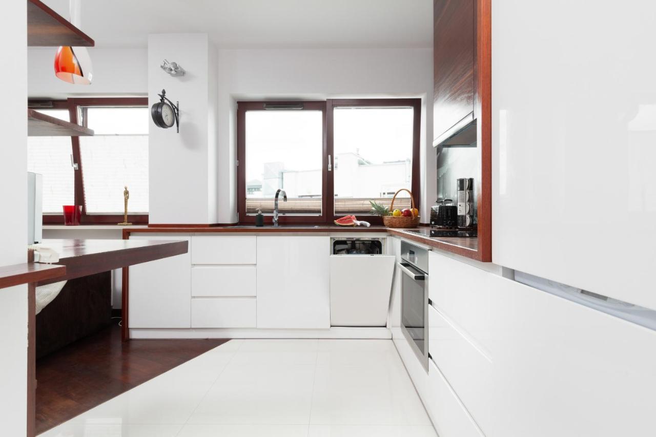 Spacious With A Hammock And Terrace By Renters Prestige Apartament *