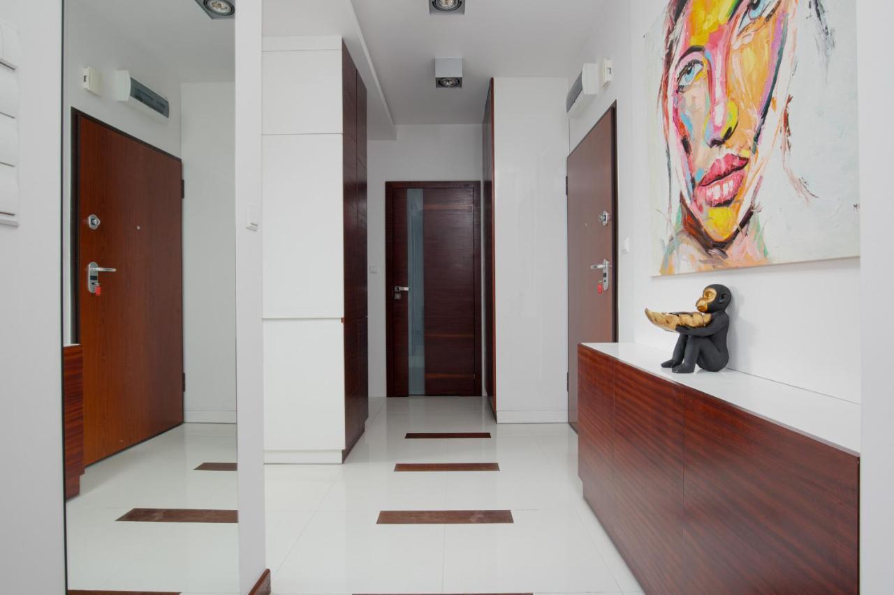 Spacious With A Hammock And Terrace By Renters Prestige Apartament *